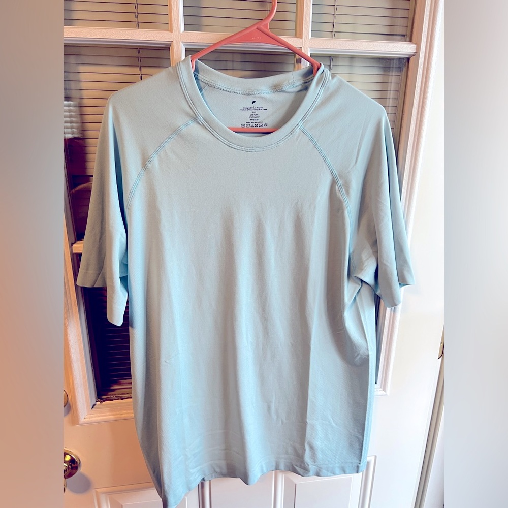 Fabletics top men’s size L
